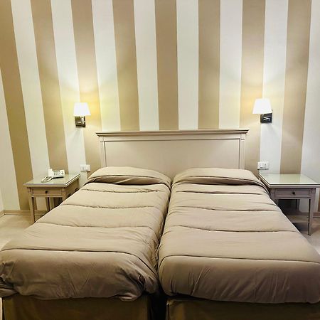 Hotel Bristol トリエステ エクステリア 写真