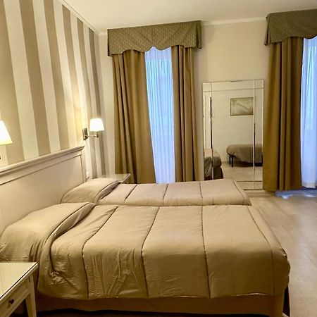 Hotel Bristol トリエステ エクステリア 写真