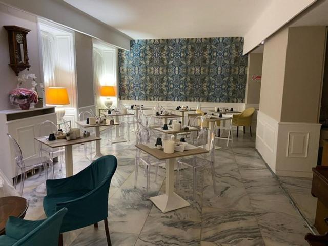 Hotel Bristol トリエステ エクステリア 写真