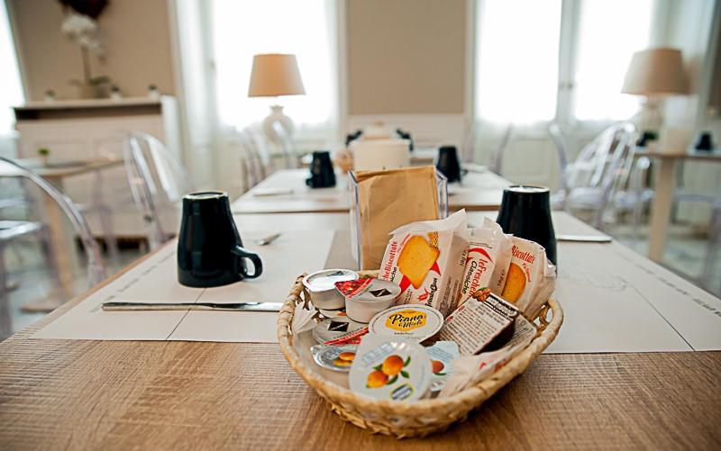 Hotel Bristol トリエステ エクステリア 写真