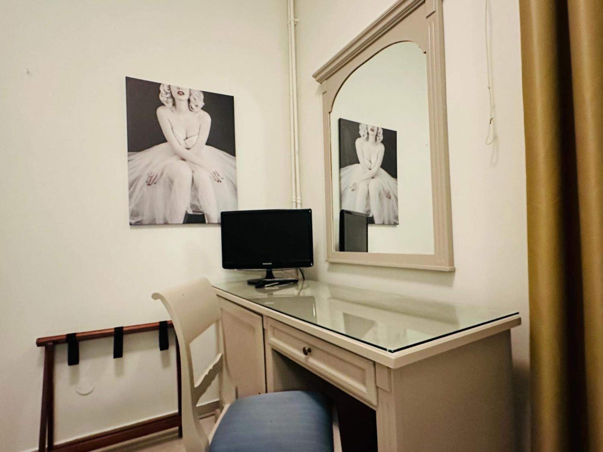 Hotel Bristol トリエステ エクステリア 写真