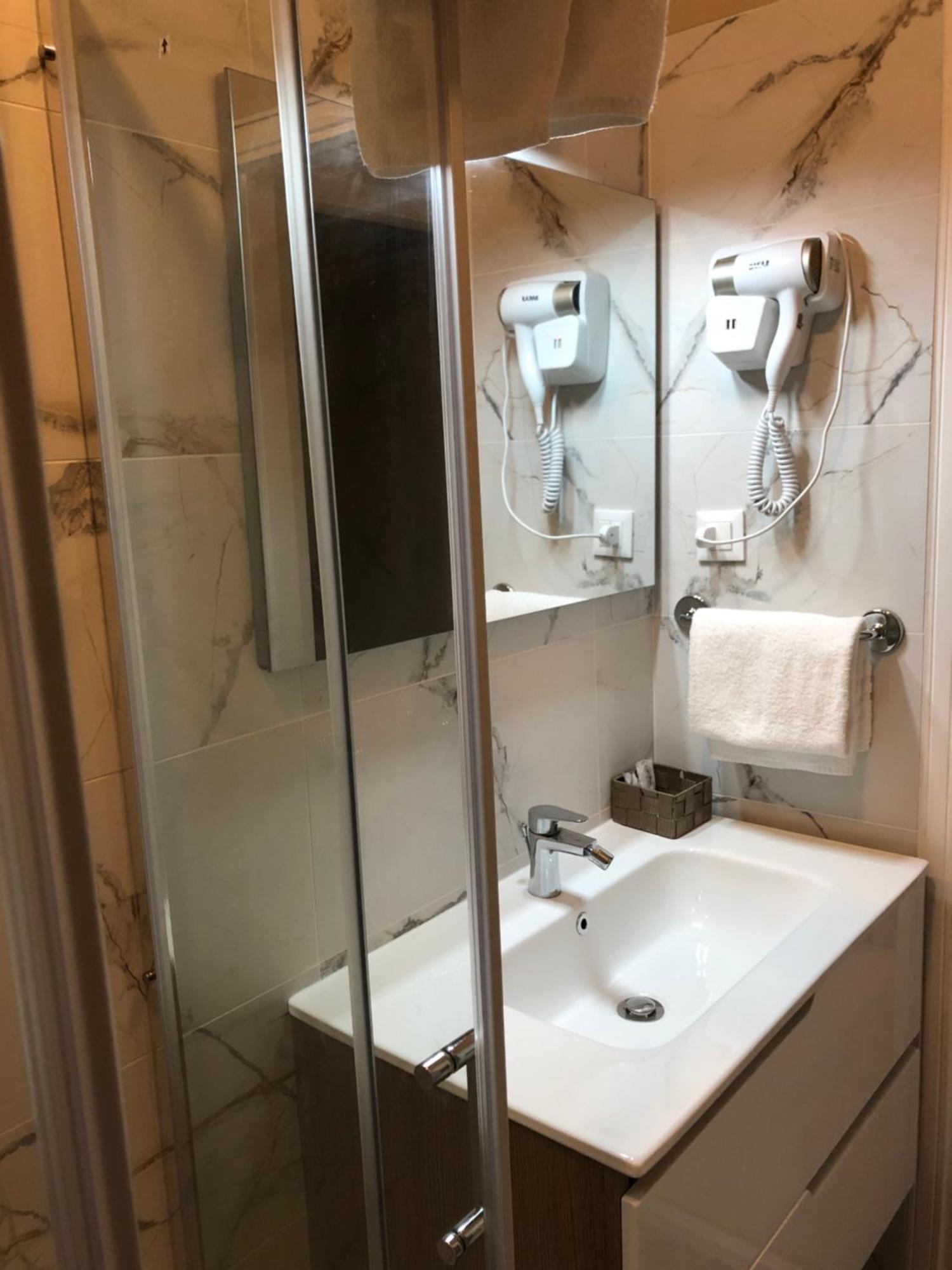 Hotel Bristol トリエステ エクステリア 写真
